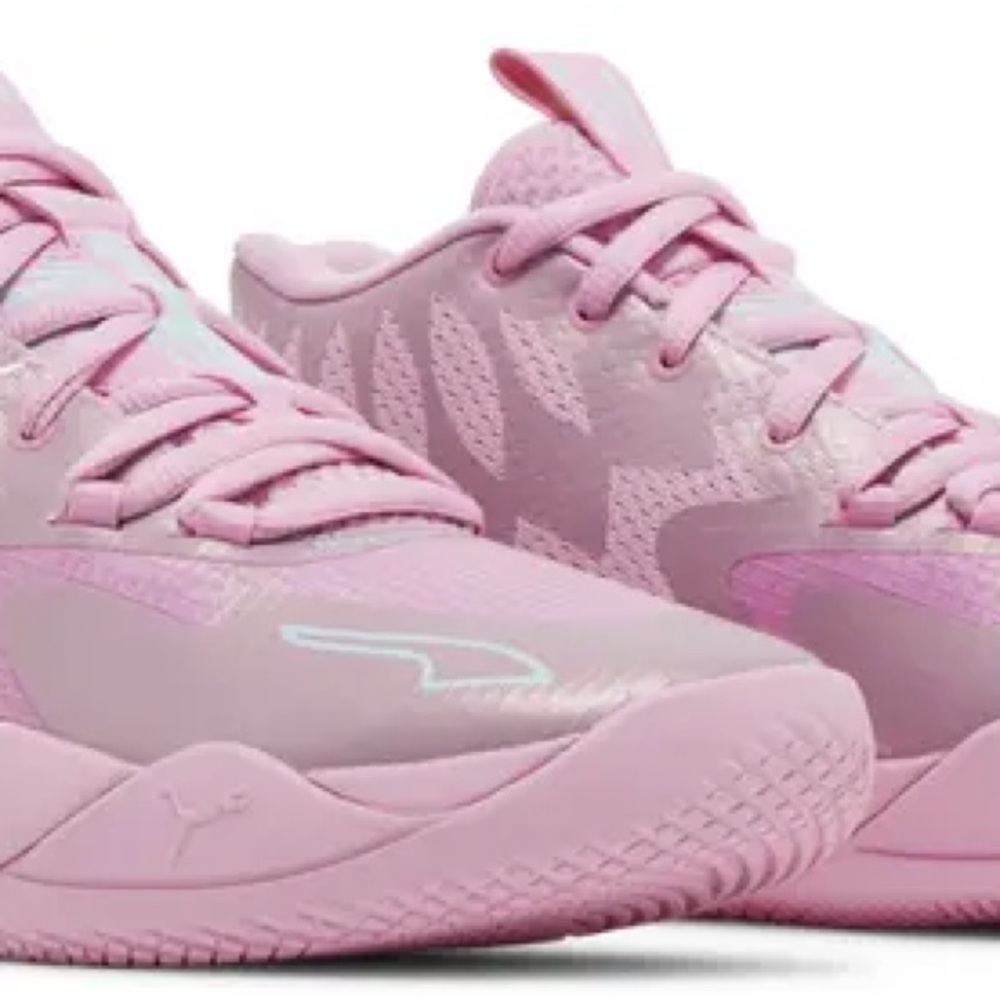 Puma Lamelo MB.01 Iridescent basketball shoes unisex kids size 4.5 pink